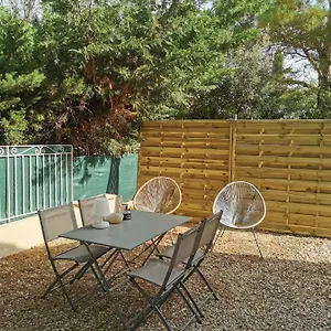 T2 Avec Exterieur Au Coeur Du Vaucluse , Châteauneuf-de-Gadagne France